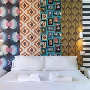 Boutique rooms carbonazzi 17 Maison d'hôtes