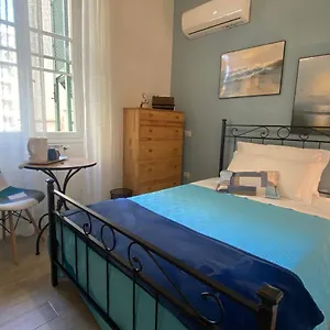 Iola - Q9416 Maison d'hôtes